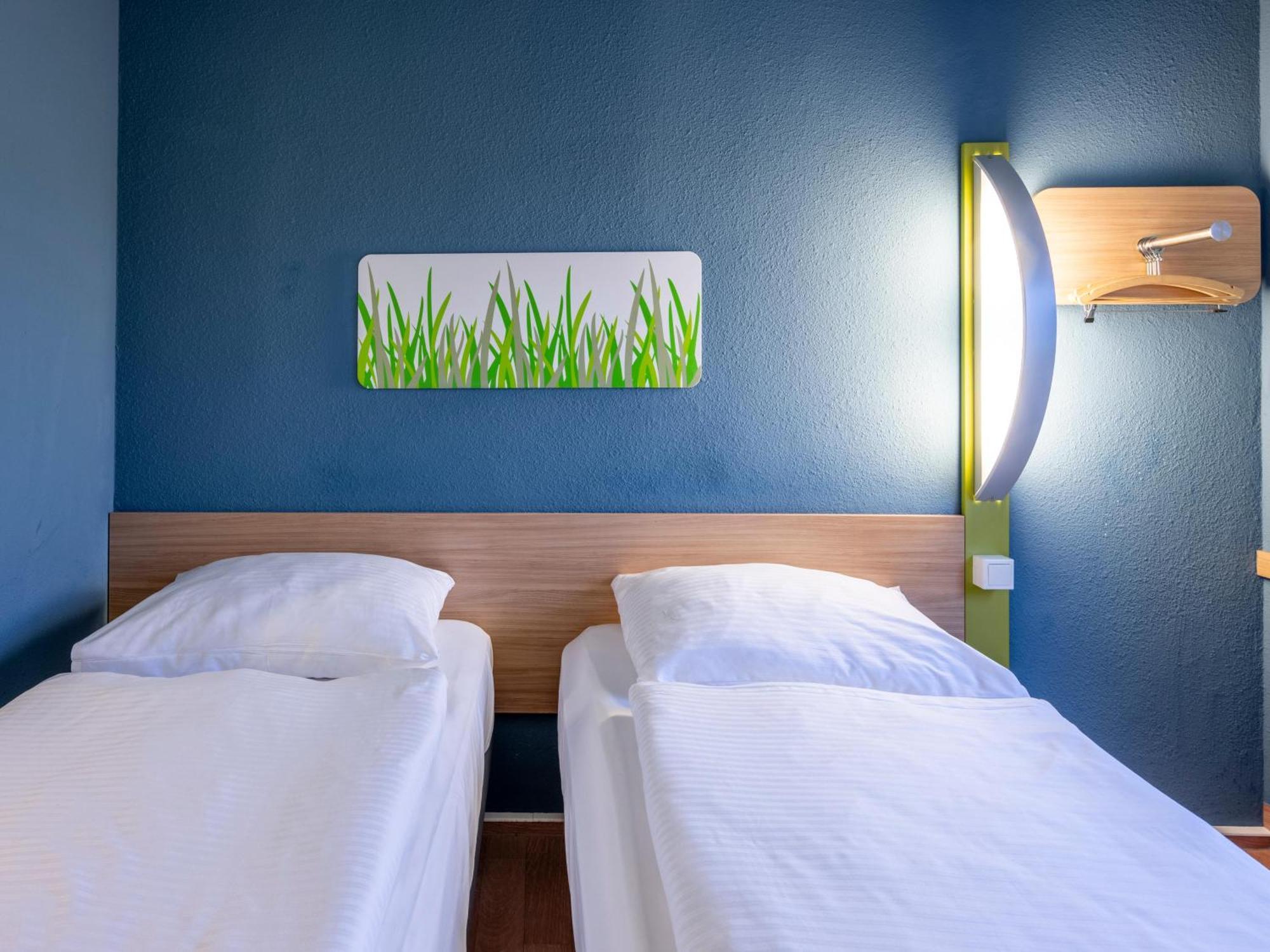 B&B Hotel Dortmund-Airport ホルツヴィッケーデ エクステリア 写真